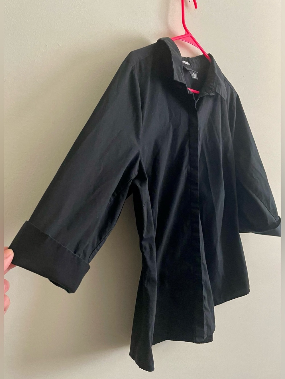 🦨 Liz Claiborne Black Button-Down Women's Shirt 🦨 - Picture 2 of 6